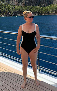 Amy Schumer wears Lifty from TA3