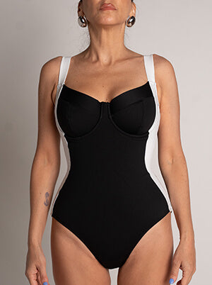 Transformation after wearing TA3 Lifty swimsuit with tummy control and waist snatching.